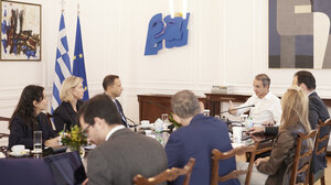 Συνάντηση του Πρωθυπουργού με τον Αντιπρόεδρο της Google – Μητσοτάκης: «Αποδίδουμε μεγάλη σημασία στην προστασία των παιδιών στο Διαδίκτυο»