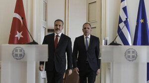 «Η Ελλάδα δεν δέχεται υποδείξεις και μομφές για την εξωτερική πολιτική της» – Η απάντηση της Αθήνας στον Φιντάν