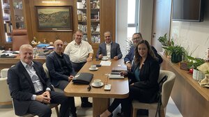 Συνάντηση του Δημάρχου Ρεθύμνης με την αντιπροσωπεία των Κυπριακών Αερογραμμών 