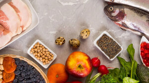 Η «φυσική εκδοχή» του Ozempic : Μπορεί η σωστή διατροφή να μιμηθεί τη δράση των φαρμάκων απώλειας βάρους;