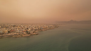 Καιρός στην Κρήτη: Αντί για βροχές και καταιγίδες, νοτιάδες και αφρικανική σκόνη