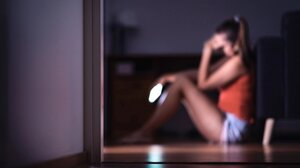 Καταδικάστηκε ο 47χρονος που παρενόχλησε φιλοξενούμενη μαθήτρια μέσα στο σπίτι του