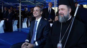 Μητσοτάκης για 28η Οκτωβρίου: Aφιερωμένη σε όσους και όσες δεν κοιμούνται, για την ελευθερία μας