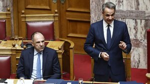 Μητσοτάκης: «Ρύθμιση εθνικής ευθύνης και δημοκρατικής ευαισθησίας» η τροπολογία για το μνημείο του Αγνώστου Στρατιώτη