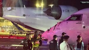 Νέα Υόρκη: Συγκρούστηκαν δύο αεροπλάνα – Ελαφρά τραυματίας μια αεροσυνοδός