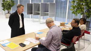 Οι Ολλανδοί στις κάλπες για τις τρίτες βουλευτικές εκλογές μέσα σε λιγότερο από πέντε χρόνια