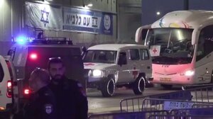 LIVE -Ξεκίνησε στη Γάζα η απελευθέρωση των Ισραηλινών ομήρων από τη Χαμάς