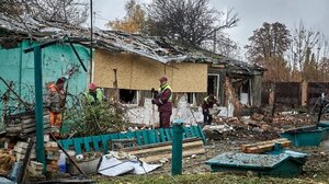 Ουκρανία: Έξι νεκροί σε νυχτερινά ρωσικά πλήγματα - Πάγωσαν τα σχέδια για σύνοδο Πούτιν-Τραμπ