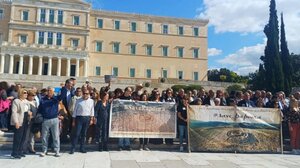 Η καρδιά της Παπούρας "χτύπησε" δυνατά στην Αθήνα! (βίντεο)