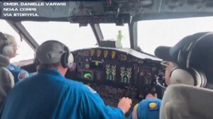 Απίστευτο βίντεο: Πώς λειτούργησε ένα αεροπλάνο στον τυφώνα Μελίσα