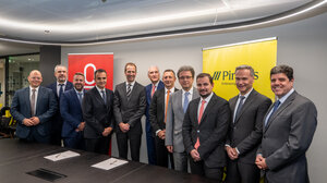 Η Πειραιώς και η Oracle ανανεώνουν τη στρατηγική τους συνεργασία με έμφαση στην Τεχνητή Νοημοσύνη, το Cloud και τη Βιωσιμότητα