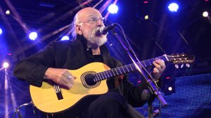 Η Ελλάδα αποχαιρετά τον Διονύση Σαββόπουλο: Στις 08:30 το λαϊκό προσκύνημα