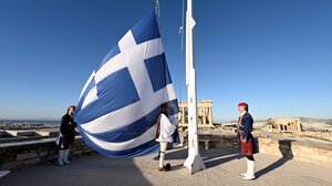 28η Οκτωβρίου: Η έπαρση της σημαίας στην Ακρόπολη (Βίντεο)