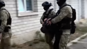 Ούρος Νίκολιτς: Video με το ντου της αστυνομίας για τη σύλληψη του διαιτητή της Euroleague