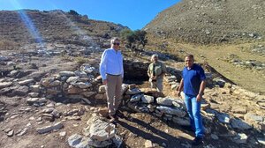 Επίσκεψη Ταταράκη στις αρχαιολογικές ανασκαφές στην Ορνέ