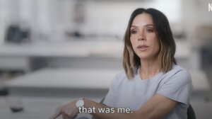 Βικτόρια Μπέκαμ: «Σε όλη μου τη ζωή, χρησιμοποιούσα τα ρούχα για να γίνω κάποια άλλη»