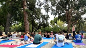 Ρέθυμνο: Συνεχίζονται τα δωρεάν μαθήματα Yoga στον Δημοτικό Κήπο