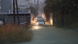 Ισχυρή βροχόπτωση τα ξημερώματα στο Ηράκλειο – Τι προβλέπεται για τη συνέχεια