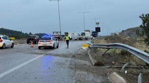 Θεσσαλονίκη: Σύγκρουση τριών οχημάτων στον περιφερειακό