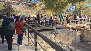 Συγκίνησαν το κοινό οι «Χαρτοδιαδρομές» στο ανάκτορο της Κνωσού