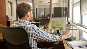 Έρχονται μαζικές προσλήψεις στο Δημόσιο, αυξήσεις σε όλους τους μισθούς και τις συντάξεις