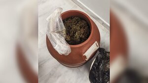 Ολόκληρο αποξηραντήριο χασίς, με 13 κιλά "κλώνων" και 2,5 κιλά κάνναβης στα Χανιά