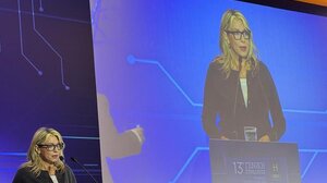 Η υφυπουργός Τουρισμού Άννα Καραμανλή στα εγκαίνια της Xenia 2025