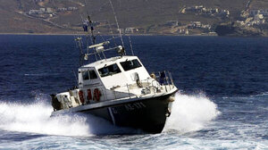 Τουρκικό αλιευτικό επιχείρησε να εμβολίσει σκάφος του Λιμενικού στο Αγαθονήσι - Έπεσαν προειδοποιητικές βολές