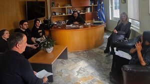 Δήμος Μαλεβιζίου: Ανανεώθηκαν οι συμβάσεις εργαζομένων στο Κέντρο Κοινότητας και το Κοινωνικό Παντοπωλείο