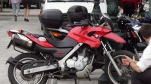 Συνελήφθησαν δύο 14χρονοι για κλοπές δικύκλων στα Μέγαρα - Συνελήφθησαν και οι γονείς τους