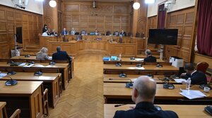 Ξυλούρης και Στρατάκης, οι γνωστοί στη δικογραφία ως «Φραπες» και «Χασάπης», στην εξεταστική