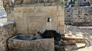 Κάντε μία στάση δροσιάς στην Παλιά Βρύση στην Πόμπια