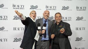 Από την Κρήτη στα Trends του Λονδίνου - Η PANACEA3 κερδίζει τον τίτλο “Sensational Serum” στα Beauty Awards UK 2025 (βίντεο)