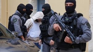 Απολογείται ο 23χρονος για το φονικό στο Έλος (photos)