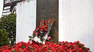 Θεσσαλονίκη: Καταθέσεις στεφάνων στο Πολυτεχνείο	