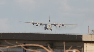 Η σορός του αδικοχαμένου Ραφαήλ επέστρεψε στην Κρήτη: Δείτε φωτογραφίες