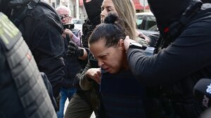 Σαλαμίνα: Προφυλακιστέα η 46χρονη που φέρεται να δολοφόνησε την πεθερά του