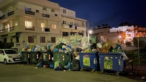 Ξέχειλοι κάδοι: μια καθημερινότητα στο Ηράκλειο