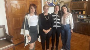 Εθιμοτυπική επίσκεψη του Διοικητικού Συμβουλίου του Συλλόγου Ποντίων και Φίλων στην Αντιπεριφερειάρχη Ρεθύμνης