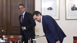 «Ίσα βάρκα ίσα γιαλός» στο Μαξίμου για την επιστροφή του Τσίπρα στην «Ιθάκη»