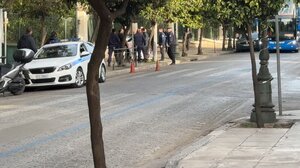 Στο Μαξίμου εκπρόσωποι των εργαζομένων σε τουρισμό, επισιτισμό- Παρόντες και Κρητικοί