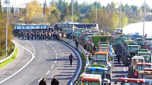 Κ. Χατζηδάκης: «Η πόρτα της κυβέρνησης είναι ανοιχτή για διάλογο με τους αγρότες - 1,2 δισ. θα καταβληθούν τον Δεκέμβριο»