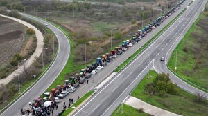 Mπλόκα: Νέες κινητοποιήσεις διαρκείας έως τα... Χριστούγεννα!(video)