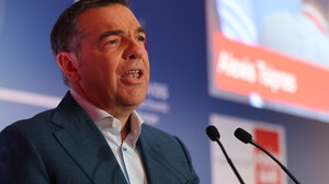 Τσίπρας: «Πρωτοβουλίες για μια προοδευτική παράταξη νίκης»