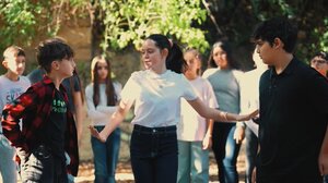 Ηράκλειο: “Ζήτημα τιμής” ο σεβασμός στη ζωή - Το ηχηρό μήνυμα μαθητών ενάντια στα όπλα και τη βία (βίντεο)