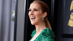 Οι τρυφερές ευχές της Σελίν Ντιόν για τη νέα χρονιά!