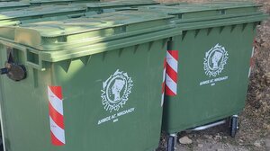 Ο Δήμος Αγίου Νικολάου ενισχύει την καθαριότητα και την αποκομιδή απορριμμάτων στις τουριστικές περιοχές