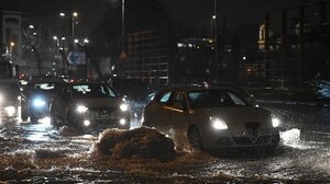 Κακοκαιρία Byron: Αποκαταστάθηκε η κυκλοφορία των οχημάτων σχεδόν σε όλη την Αττική 