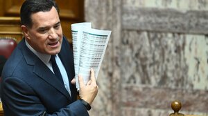 Γεωργιάδης: «Δίνουμε περισσότερα χρήματα για τη δημόσια υγεία, μειώθηκαν τα χρέη των νοσοκομείων»