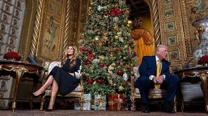 Χριστουγεννιάτικα τηλεφωνήματα Τραμπ με παιδιά, Άγιο Βασίλη και… κάρβουνο